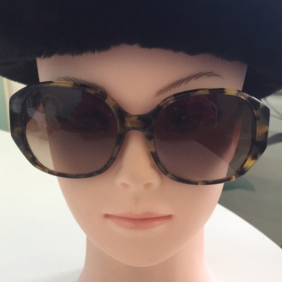Tory Burch Sunglasses main image 6